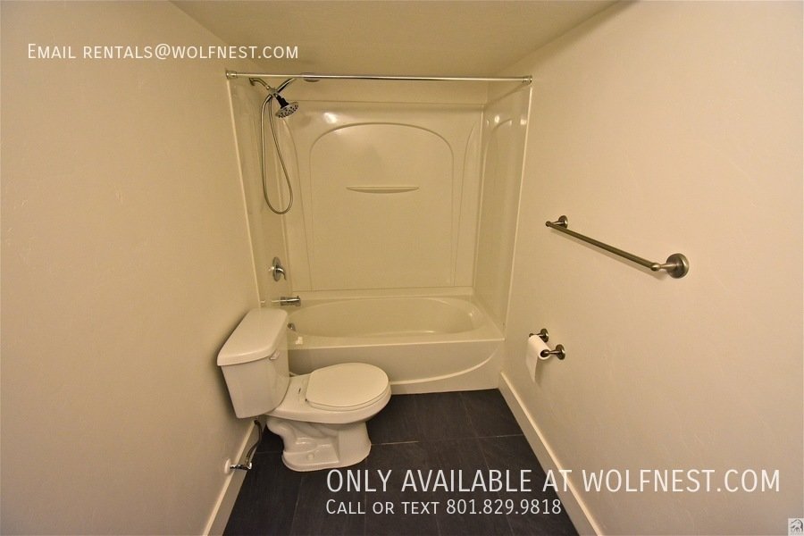 Spacious 3+ Bed Murray Townhome! No Deposit Option! property image