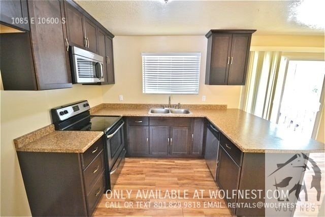 No Deposit Option! Spacious Sandy Home! property image