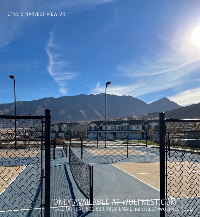 Newer 3 Bed Santaquin Tonwhome! No Deposit Option! property image