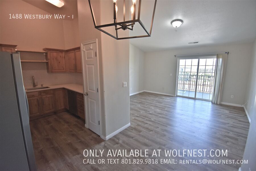 Beautiful 3 Bed Lehi Condo! No Deposit Option! property image