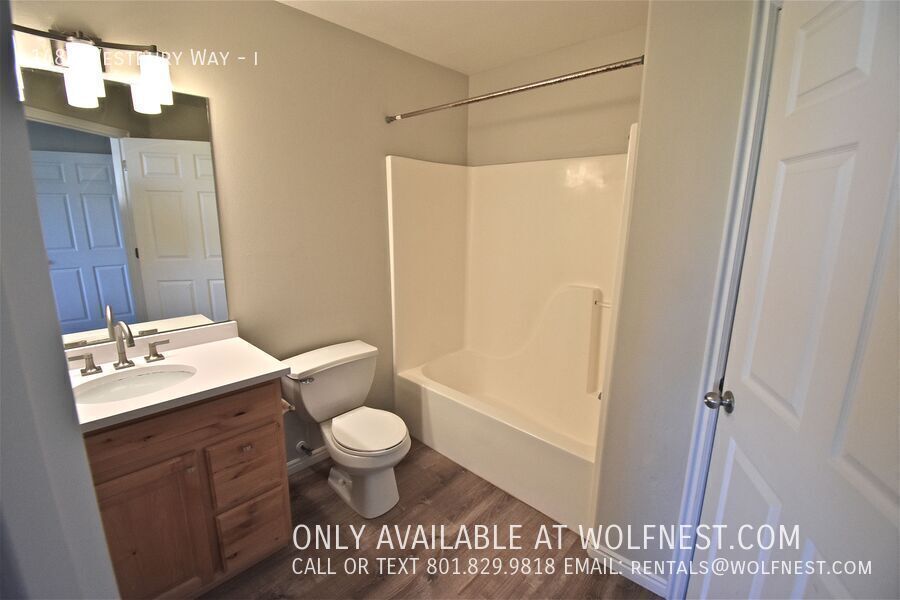 Beautiful 3 Bed Lehi Condo! No Deposit Option! property image