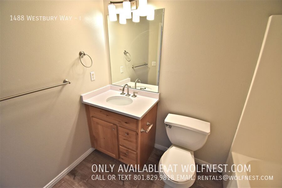 Beautiful 3 Bed Lehi Condo! No Deposit Option! property image