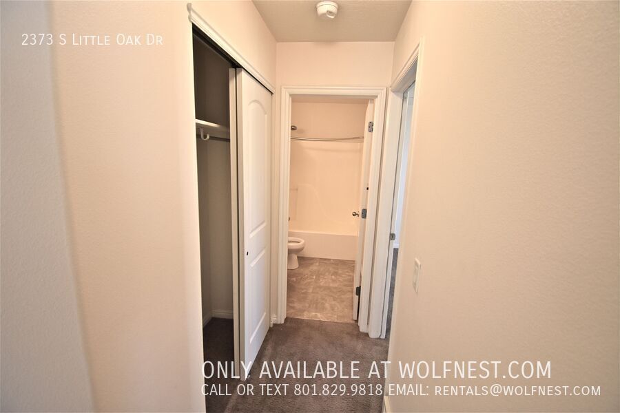 Lovely 3 Bed West Valley Townhome! No Deposit Option! property image