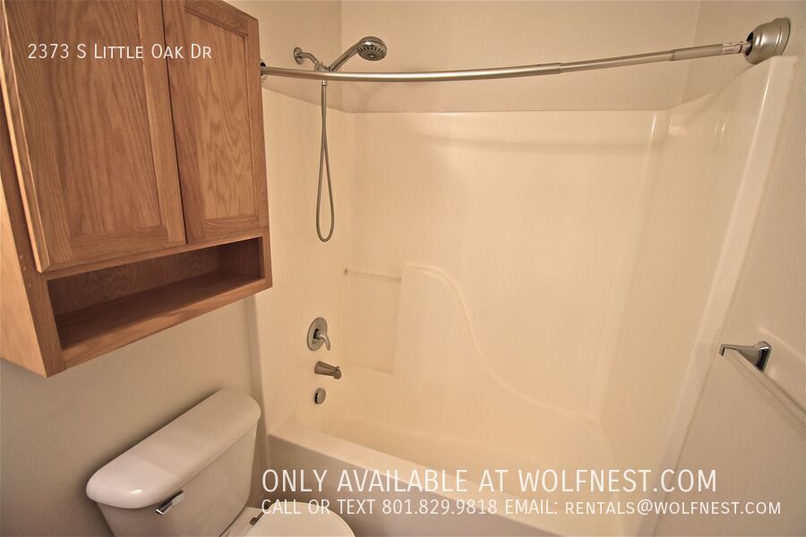 Lovely 3 Bed West Valley Townhome! No Deposit Option! property image