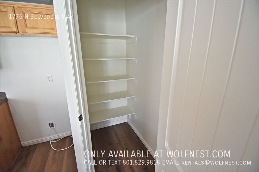 Beautiful 3 Bed Layton Home! No Deposit Option! property image