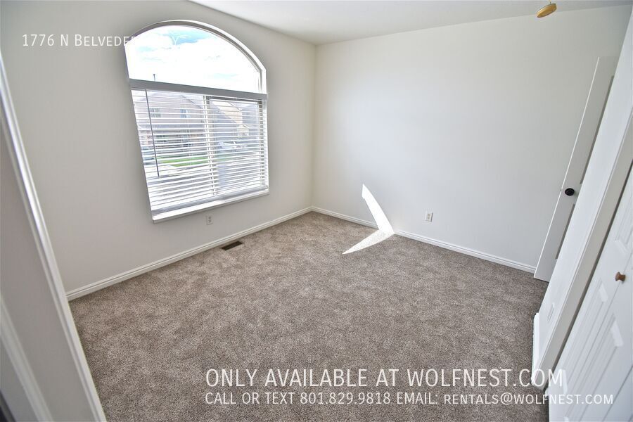Beautiful 3 Bed Layton Home! No Deposit Option! property image