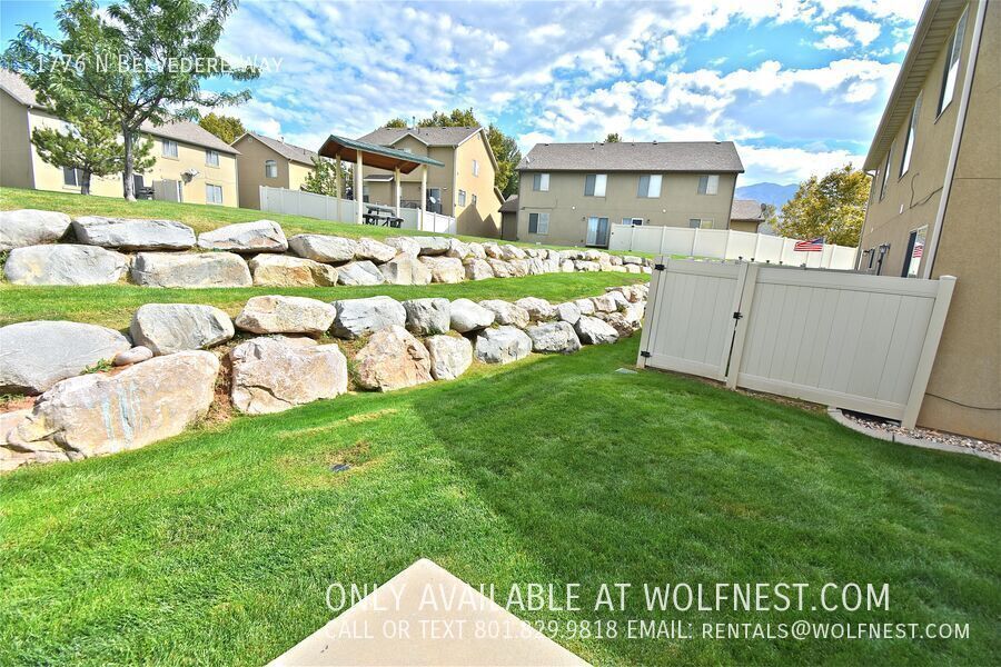 Beautiful 3 Bed Layton Home! No Deposit Option! property image