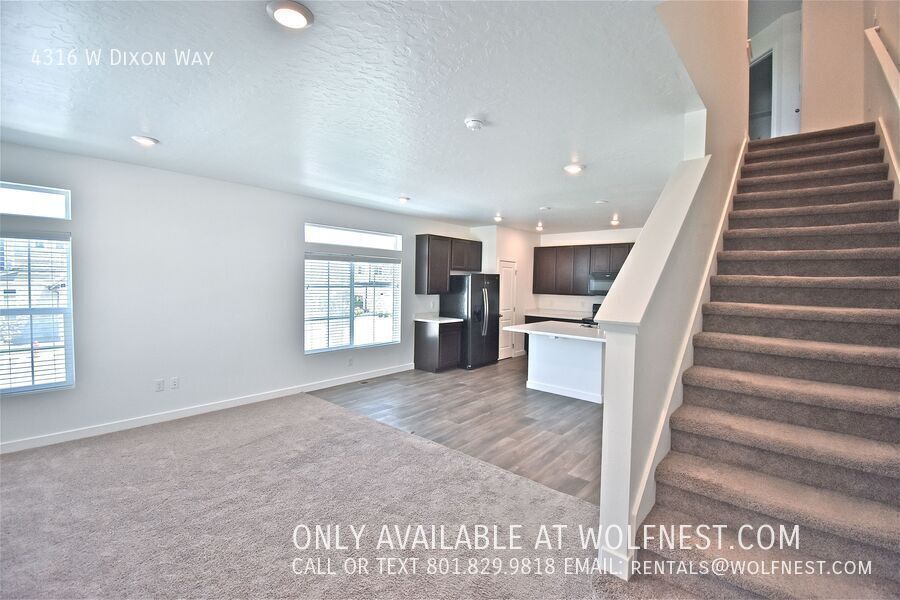 Gorgeous 4 Bed Lehi Townhome! No Deposit Option! property image