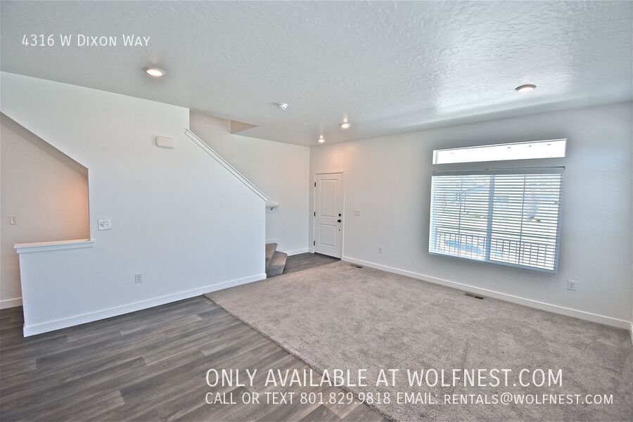 Gorgeous 4 Bed Lehi Townhome! No Deposit Option! property image