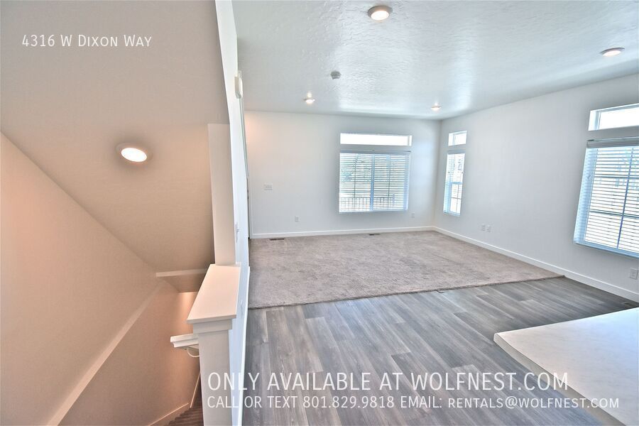 Gorgeous 4 Bed Lehi Townhome! No Deposit Option! property image