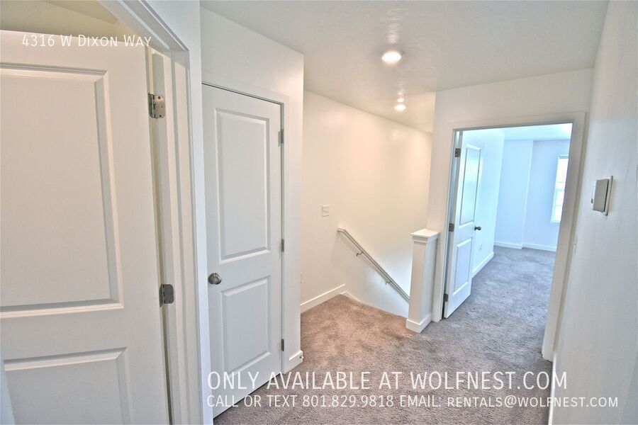 Gorgeous 4 Bed Lehi Townhome! No Deposit Option! property image