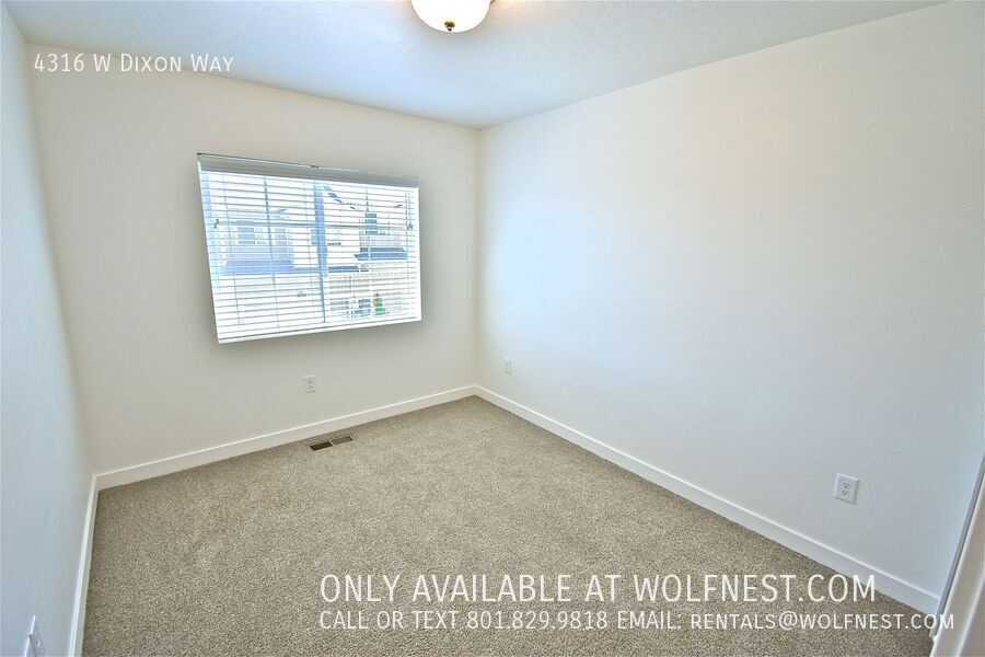 Gorgeous 4 Bed Lehi Townhome! No Deposit Option! property image