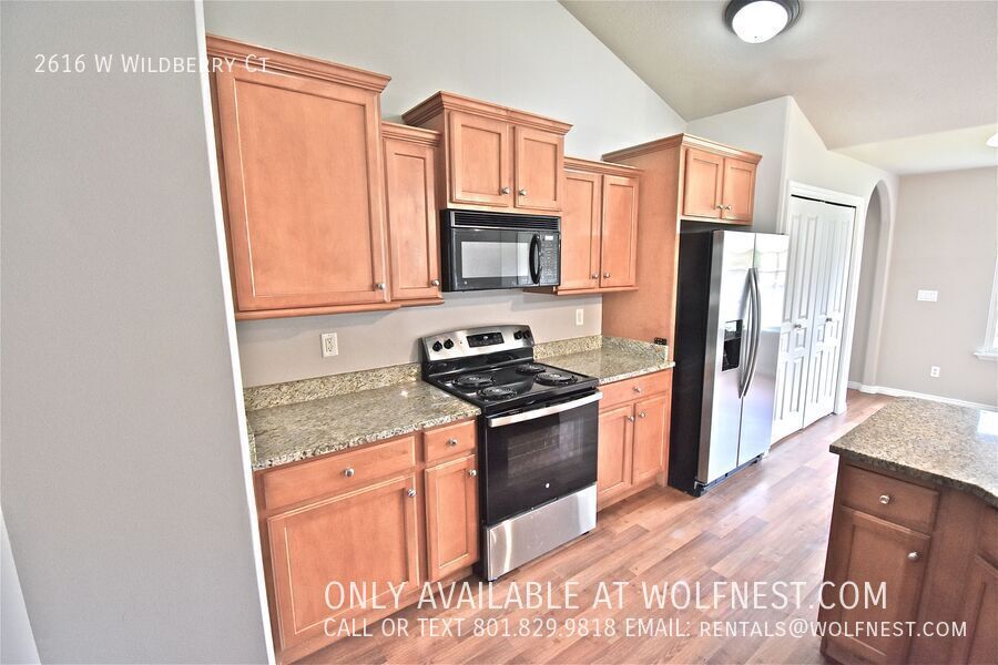 Stunning 4 Bed Lehi Home! No Deposit Option! property image