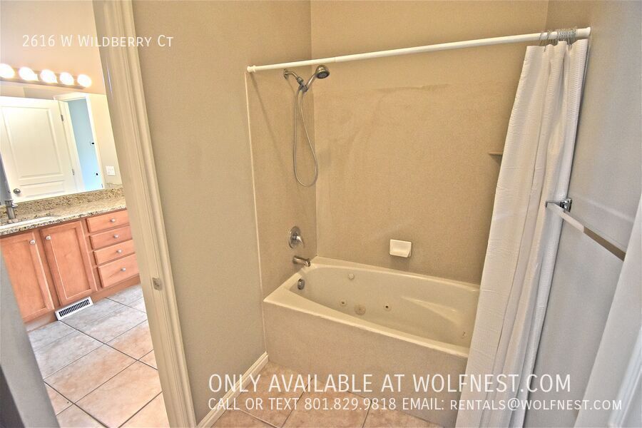 Stunning 4 Bed Lehi Home! No Deposit Option! property image