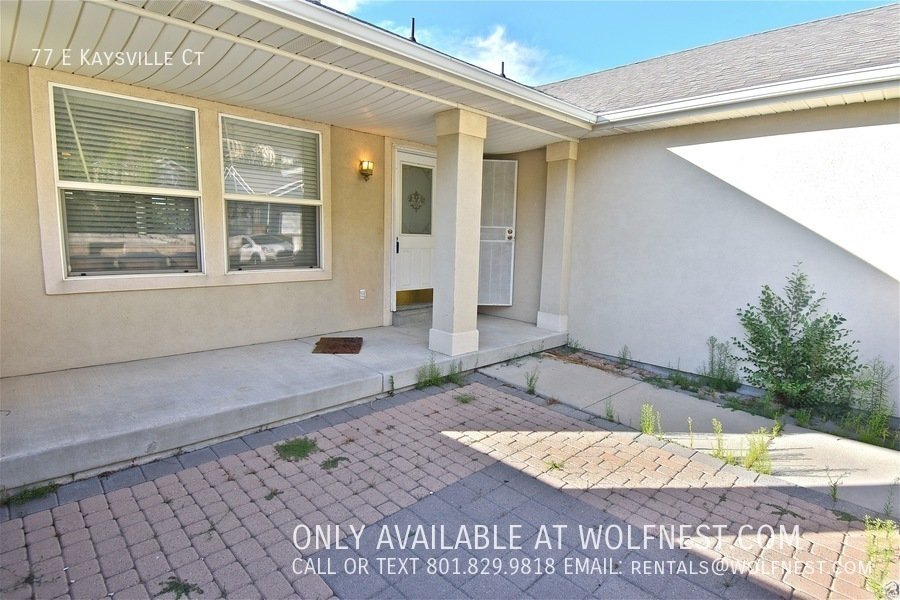 Spacious 4 Bedroom Draper Home with 2 Kitchens! No Deposit Option! property image