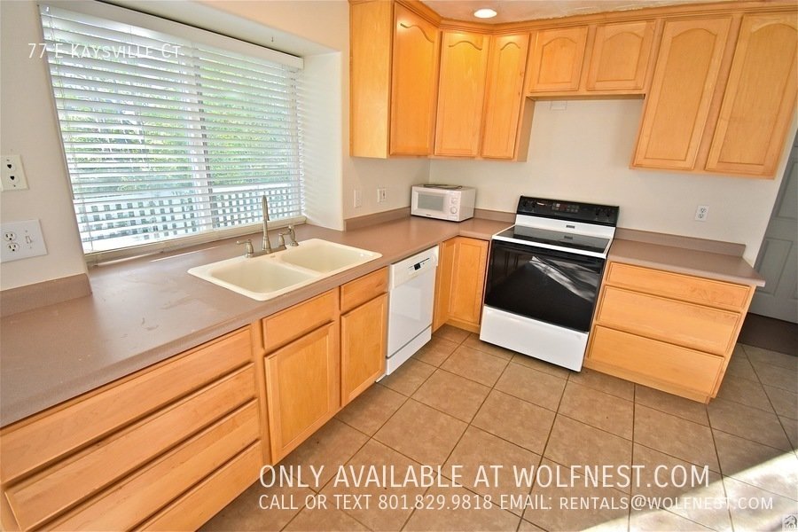 Spacious 4 Bedroom Draper Home with 2 Kitchens! No Deposit Option! property image