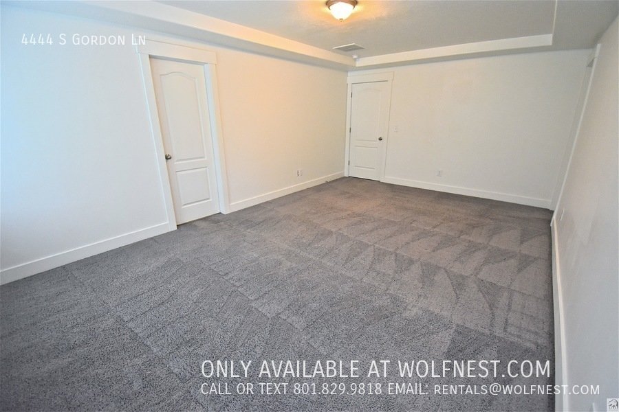 Spacious 3+ Bed Murray Townhome! No Deposit Option! property image