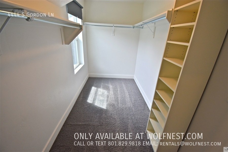 Spacious 3+ Bed Murray Townhome! No Deposit Option! property image