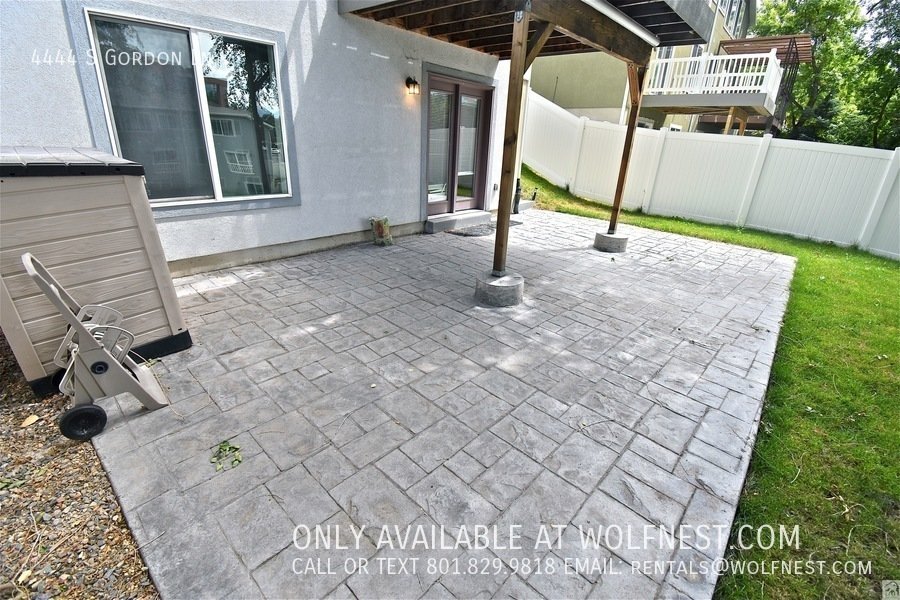 Spacious 3+ Bed Murray Townhome! No Deposit Option! property image