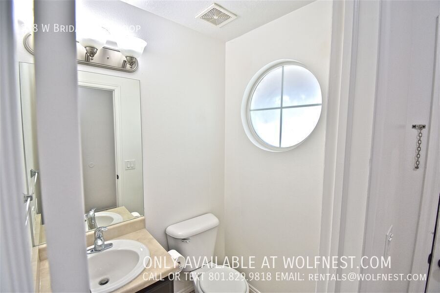 Stunning 3 Bed Lehi Townhome! No Deposit Option! property image