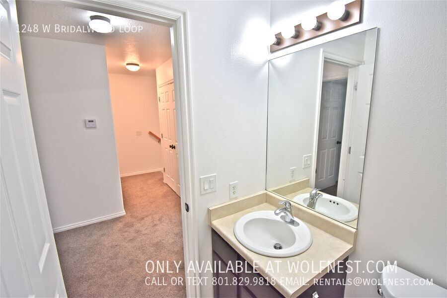 Stunning 3 Bed Lehi Townhome! No Deposit Option! property image