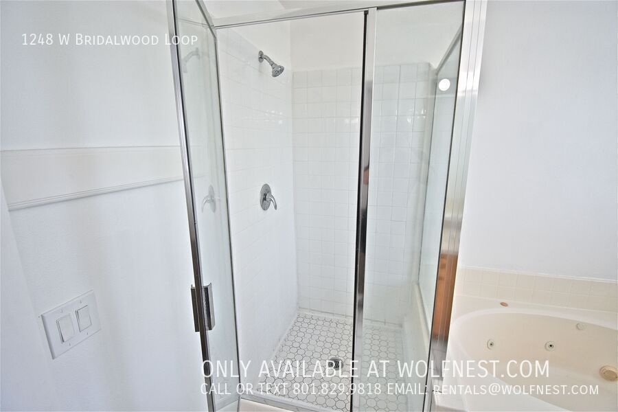 Stunning 3 Bed Lehi Townhome! No Deposit Option! property image