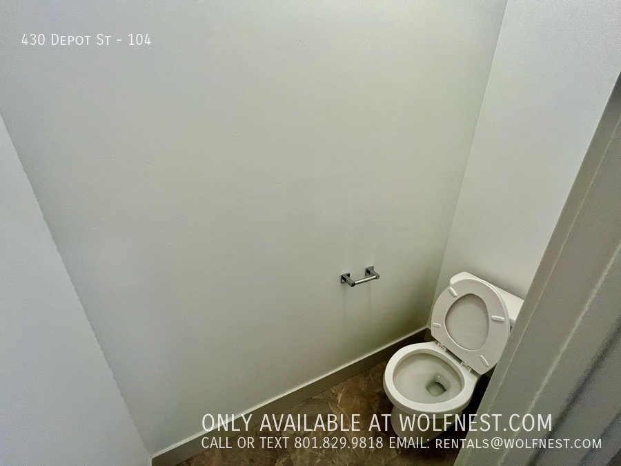 Newer 2 Bed Clearfield Townhome! No Deposit Option! property image