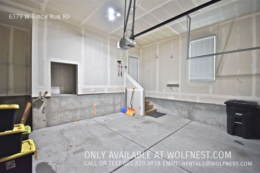 Beautiful 3 Bed Daybreak Townhome! No Deposit Option! property image