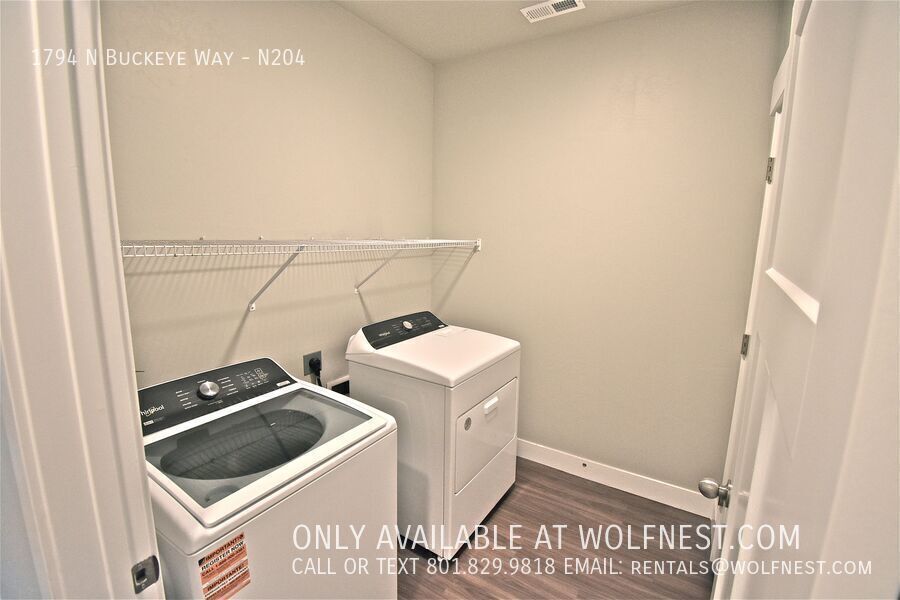 Stunning 3 Bed Saratoga Springs Condo! No Deposit Option! property image
