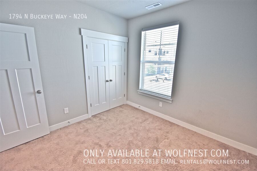 Stunning 3 Bed Saratoga Springs Condo! No Deposit Option! property image
