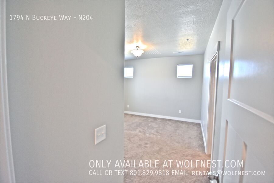 Stunning 3 Bed Saratoga Springs Condo! No Deposit Option! property image
