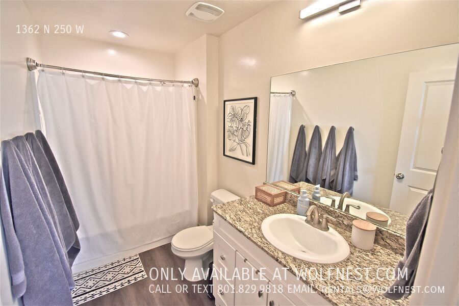 Gorgeous 3 Bed Sunset Townhome! No Deposit Option! property image