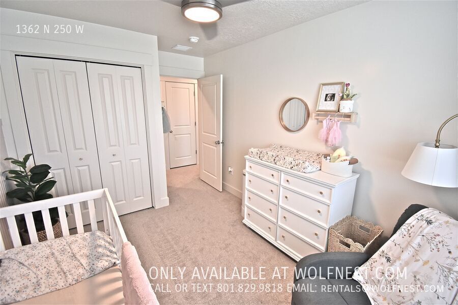 Gorgeous 3 Bed Sunset Townhome! No Deposit Option! property image