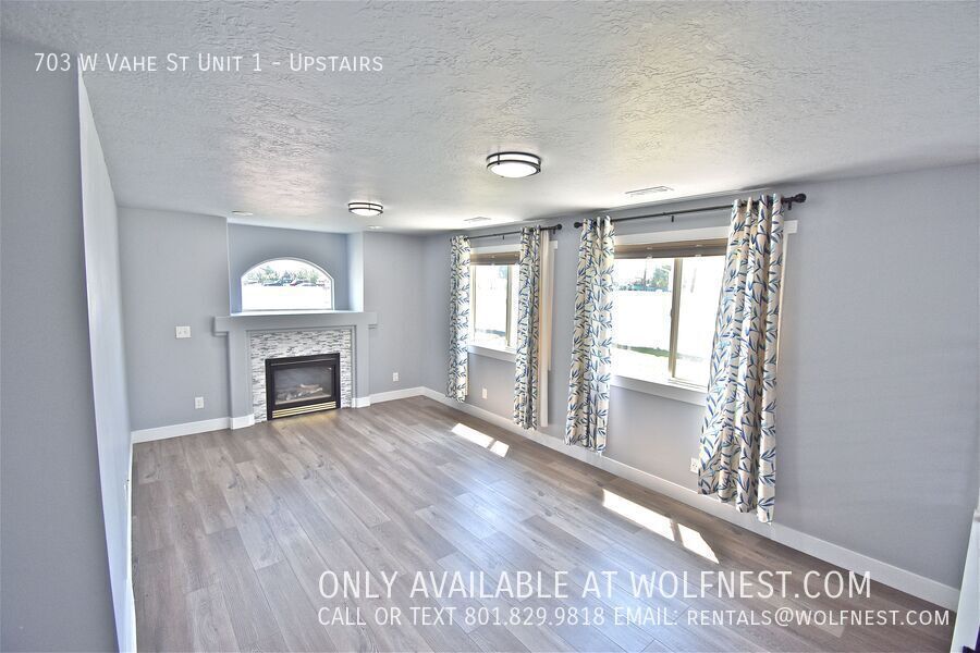 Incredible 3 Bed Draper Upstairs Unit! No Deposit Option! property image
