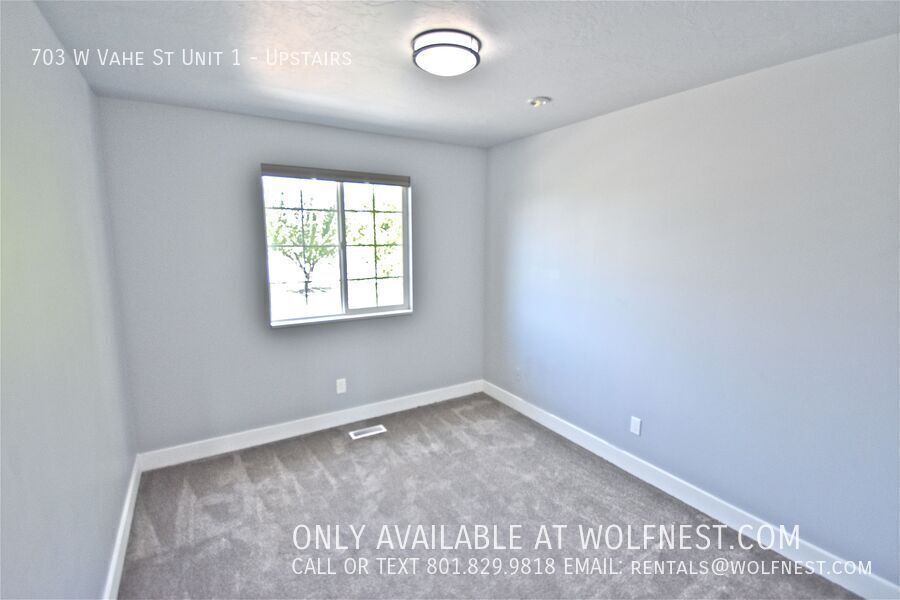 Incredible 3 Bed Draper Upstairs Unit! No Deposit Option! property image