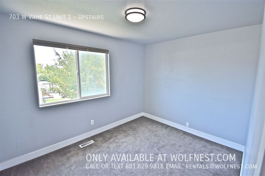 Incredible 3 Bed Draper Upstairs Unit! No Deposit Option! property image