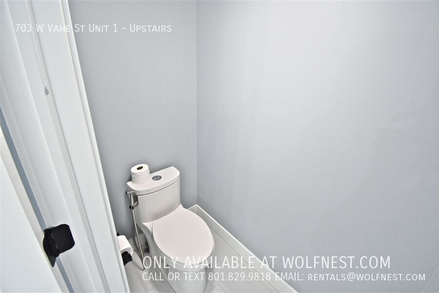 Incredible 3 Bed Draper Upstairs Unit! No Deposit Option! property image