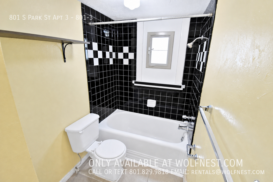 Charming 1 Bed Downtown Apt! No Deposit Option! property image