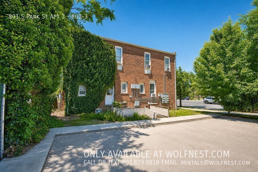 Charming 1 Bed Downtown Apt! No Deposit Option! property image