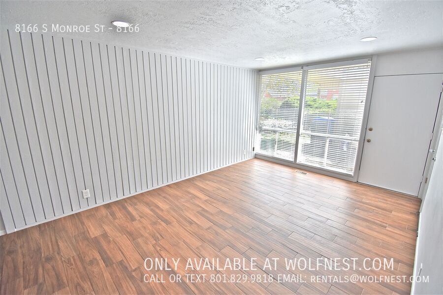 Remodeled 2 Bed Sandy Unit! No Deposit Option! property image