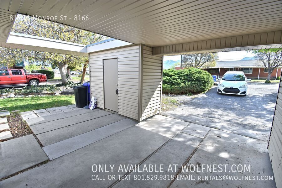 Remodeled 2 Bed Sandy Unit! No Deposit Option! property image