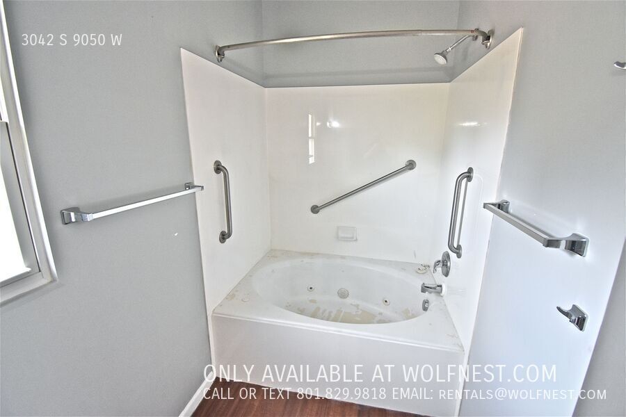 Spacious 2 Bed Magna Home! No Deposit Option! property image
