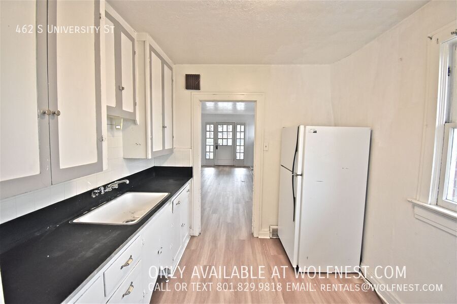 Charming 5 Bed University Home! No Deposit Option! property image