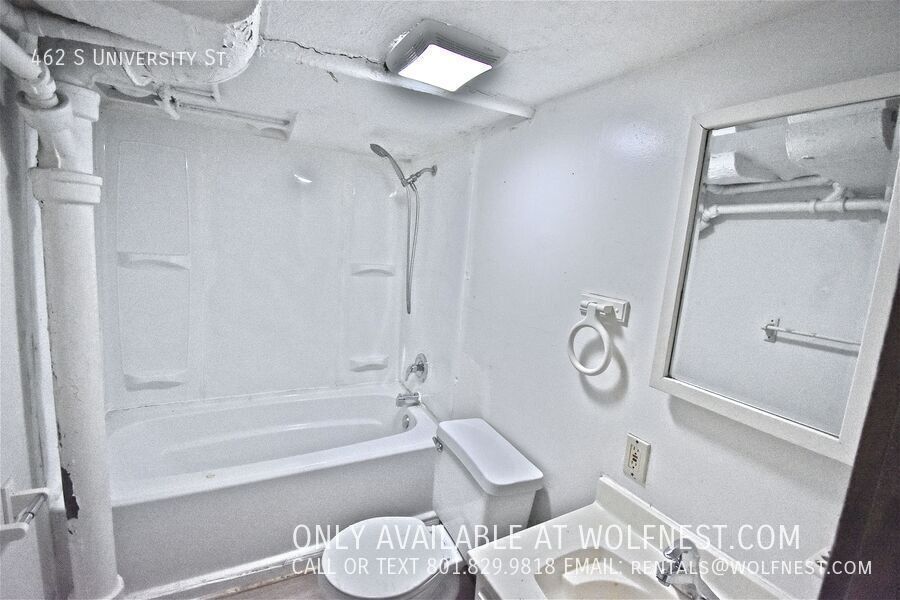 Charming 5 Bed University Home! No Deposit Option! property image