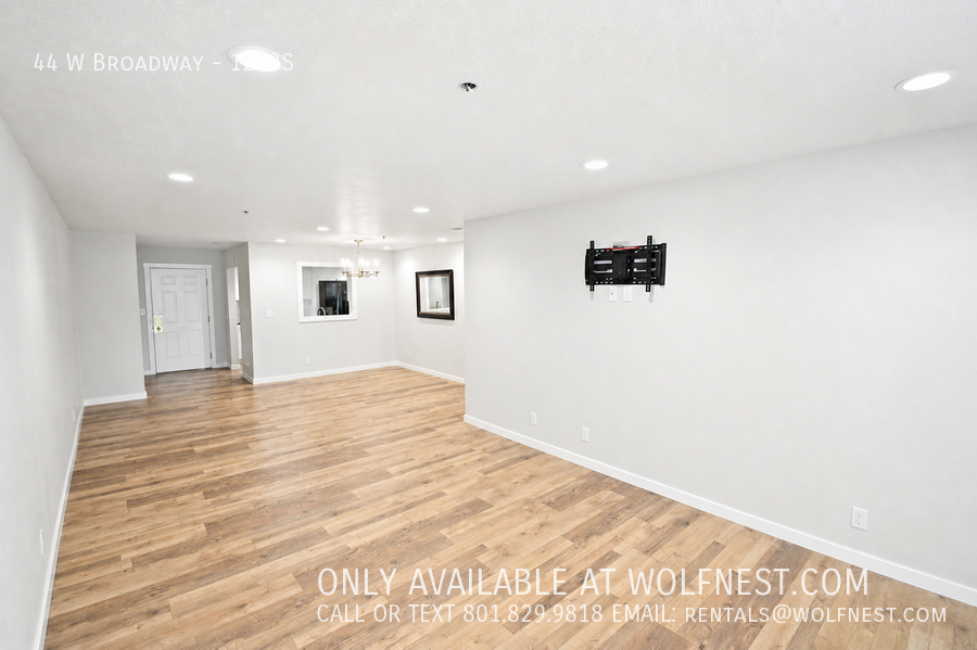 Remodeled 2 Bed Downtown Condo! No Deposit Option! property image