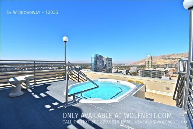 Remodeled 2 Bed Downtown Condo! No Deposit Option! property image