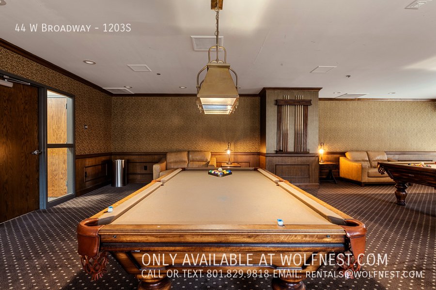 Remodeled 2 Bed Downtown Condo! No Deposit Option! property image