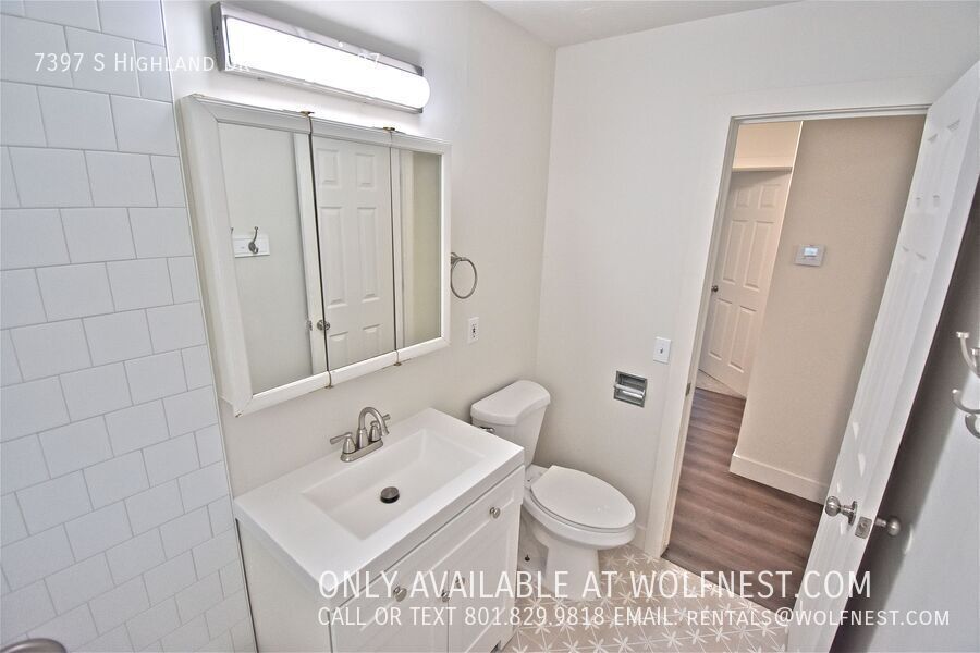 Remodeled 3 Bed Cottonwood Heights Unit! No Deposit Option! property image