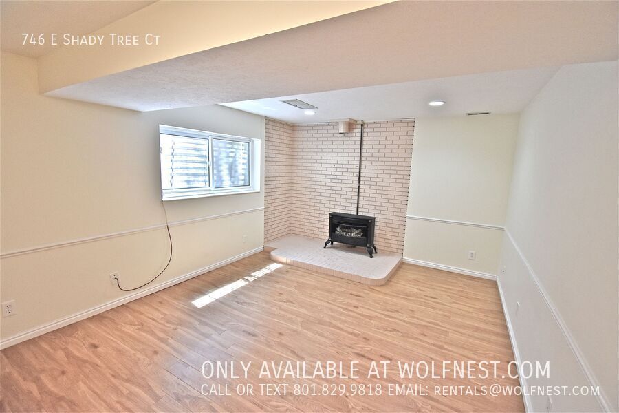Beautiful 3 Bed Millcreek Townhome! No Deposit Option! property image