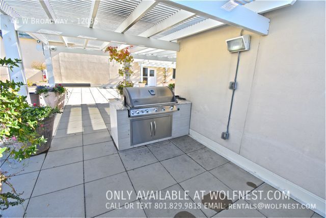 Remodeled 2 Bed Downtown Condo! No Deposit Option! property image